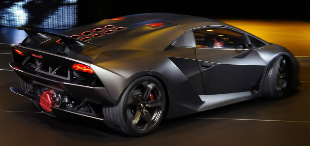 Lamborghini Sesto Elemento 8
