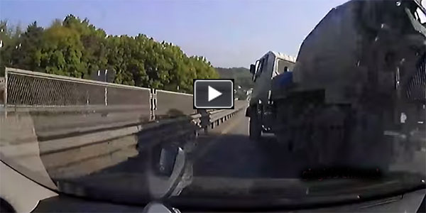 TRUCK Racing ZIG-ZAG