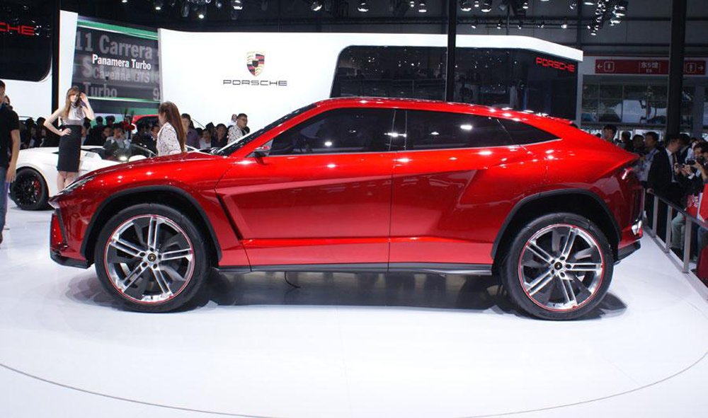 lamborghini urus 2