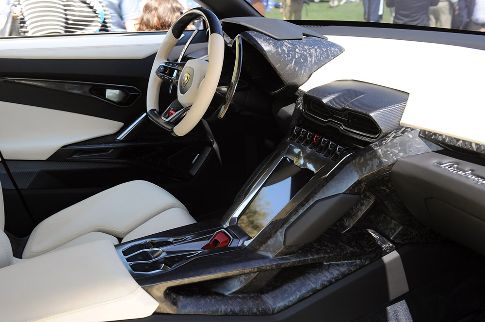 lamborghini urus 5