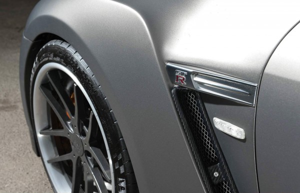 litchfield-nissan-gt-r-lm900-front left wheel closeup