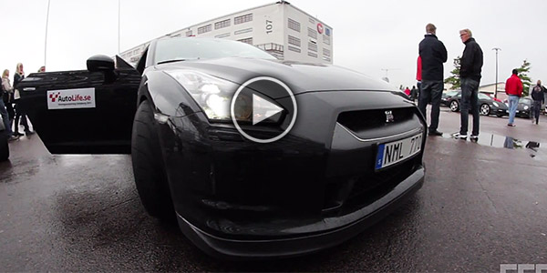 Drift With Nissan GT-R On A Wet Road