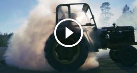 HELLISH Tractor DRIFTING in a WILD SCENOGRAPHY!