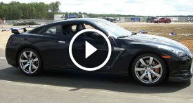 Nissan GT-R exceeds 300 km Public-road