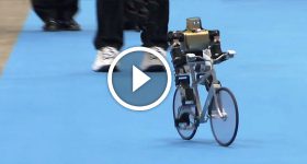 Primer-V2-ROBOT-Riding-a-Bicycle