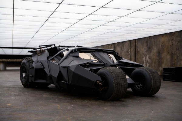 Batmobile-Tumbler side three quarters