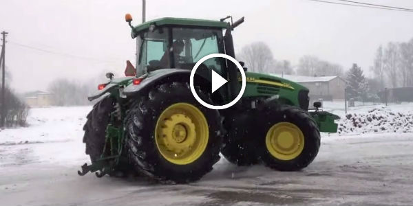 JohnDeere 7720 Lepsze od tokio drift !!!!