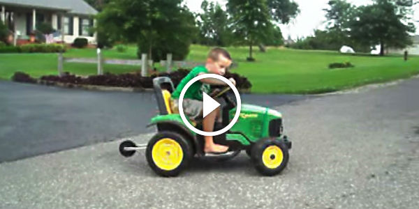 4yr old drift on 24v john deere tractor