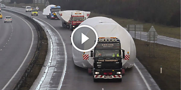 Disused Boeing 747 transported by road - time lapse