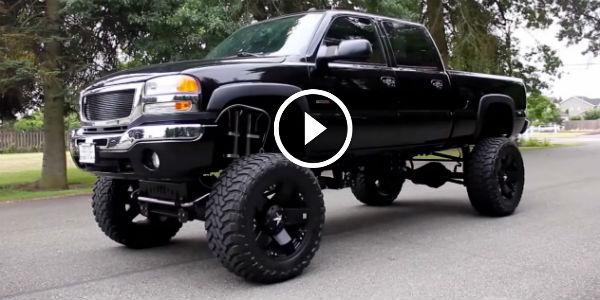 2005 GMC Massively Lifted Duramax at Northwest Motorsport
