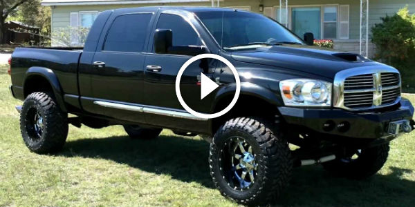 Dodge Mega Cab 6.7 cummins 20x12 fuel maverick chrome ( 6 inch lift )