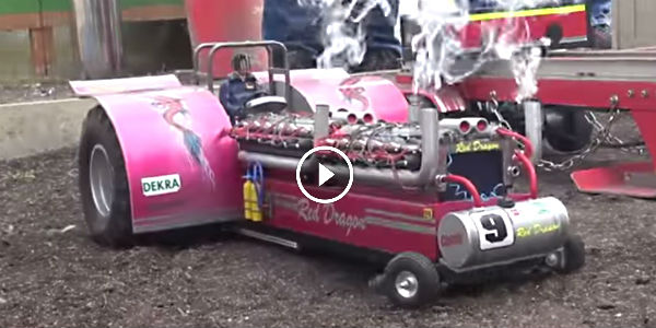 RC tractor EXTREME! Amazing Tractor pulling with sound and smoke