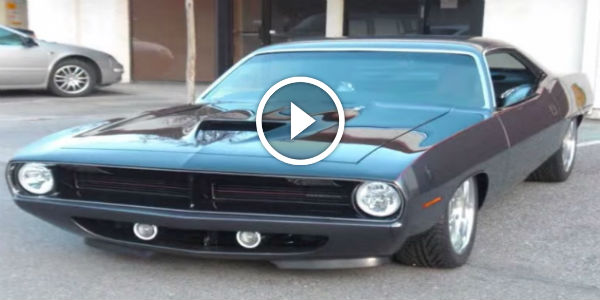 Twisted Fish moves on it's own power (70 Cuda)