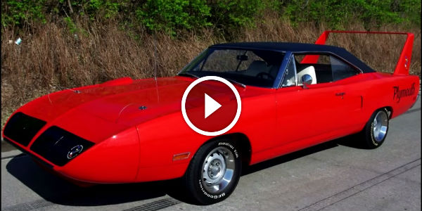 1970 Plymouth Road Runner Super Bird
