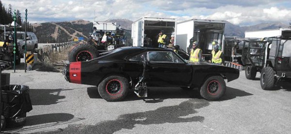 Fast-and-Furious-7-Off-Road-Dodge-Charger side view