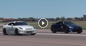 GT-R’s DOMINATE Airstrip Attack!