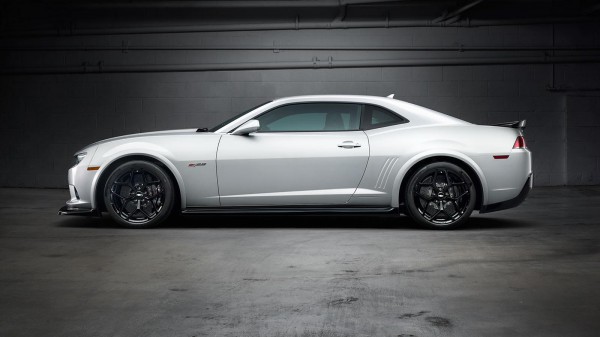 2015 Camaro Z28 side view