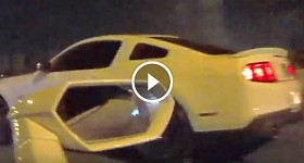 Crazy Street Race in Dubai! Lamborghini Huracan Vs Mustang!