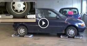 ICRA 2015 AVERT An Autonomous Multi-Robot System for Vehicle Extraction and Transportation