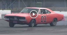 The General Lee Trying Drifting - Dodge Charger RT Drift & SOUND!!