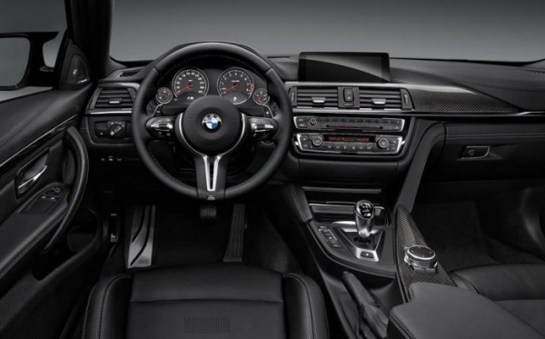 bmw_m4_coupe cockpit