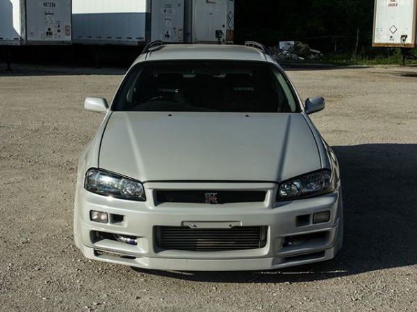 Nissan R34 GT-R Wagon front end top view