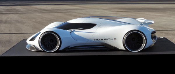 Porsche Electric Le Mans 2035 Prototype side view