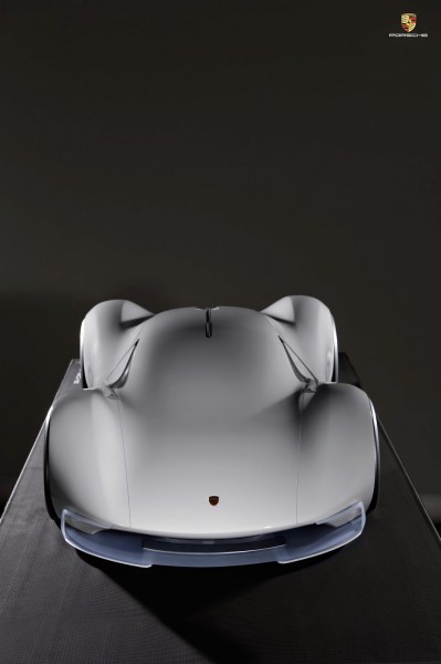 Porsche Electric Le Mans 2035 Prototype top view front angle