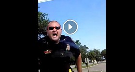 Addison Tx Cop Smashing Out Window