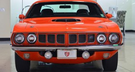1971 Plymouth Cuda HEMI front end