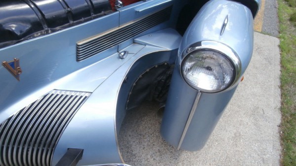 1946 Tucker Torpedo Prototype II  headlight close up