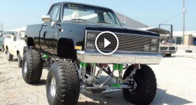 Huge 1986 Chevy C10 4x4 Monster Truck - All Chrome Suspension - 383 Stroker