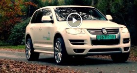 VW Touareg V10 TDI R50 Review [4K] Diesel Dinosaur (English Subtitles)