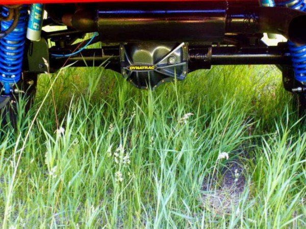 jk skinz jeep with tracks dynatrac axle