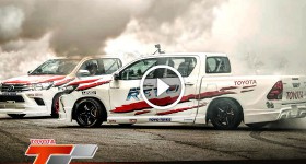 Toyota Hilux REVO Drift Battle