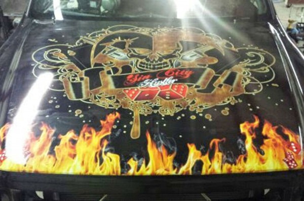 sin-city-hustler-monster-truck-hood top view