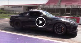 8 Second Battle - GTR vs Viper