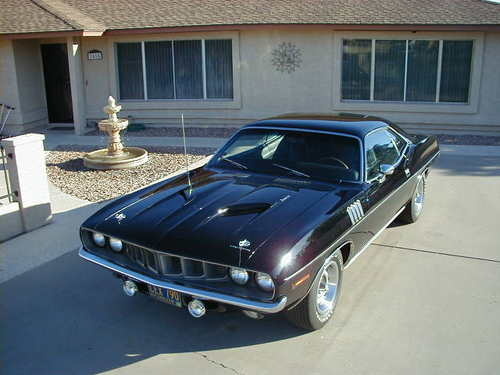 1971 Plymouth Barracuda front three quarters