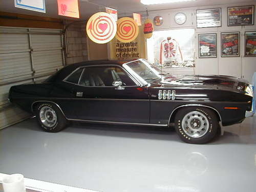 1971 Plymouth Barracuda side view