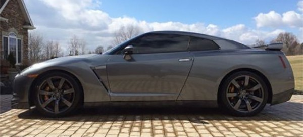 2009 Nissan GTR R35 side view