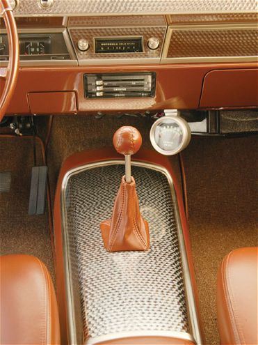 So-Cal Speed Shop 1966 Chevrolet Chevelle LS7 gear shifter