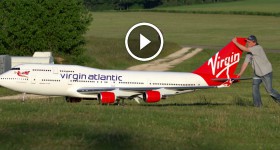 NEW BIGGEST RC AIRPLANE IN THE WORLD BOEING 747-400 VIRGIN ATLANTIC AIRLINER