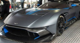 Aston Martin Vulcan front three quarters - cl