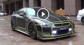 Tron Nissan R35 GTR - Departure