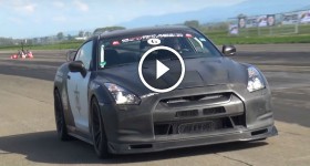Nissan GT-R R35 Alpha16 - Revs Accelerations Drag Racing!