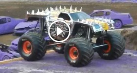 Monster Truck Show 2015 Monster Jam East Rutherford Encore Maximum Destruction Front Flip
