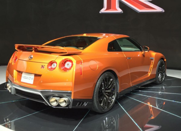 2017 Nissan GTR rear three quarters