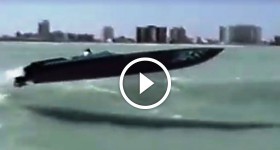 Kaasra 41 APACHE powerboat catching insane air!