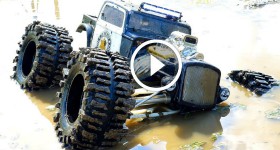 RC ADVENTURES - TRAXXAS SUMMiT RAT ROD gets MUDDY! Mud Bogging on the Prairie