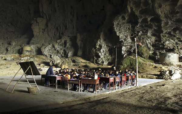 Zhongdong cave school inside